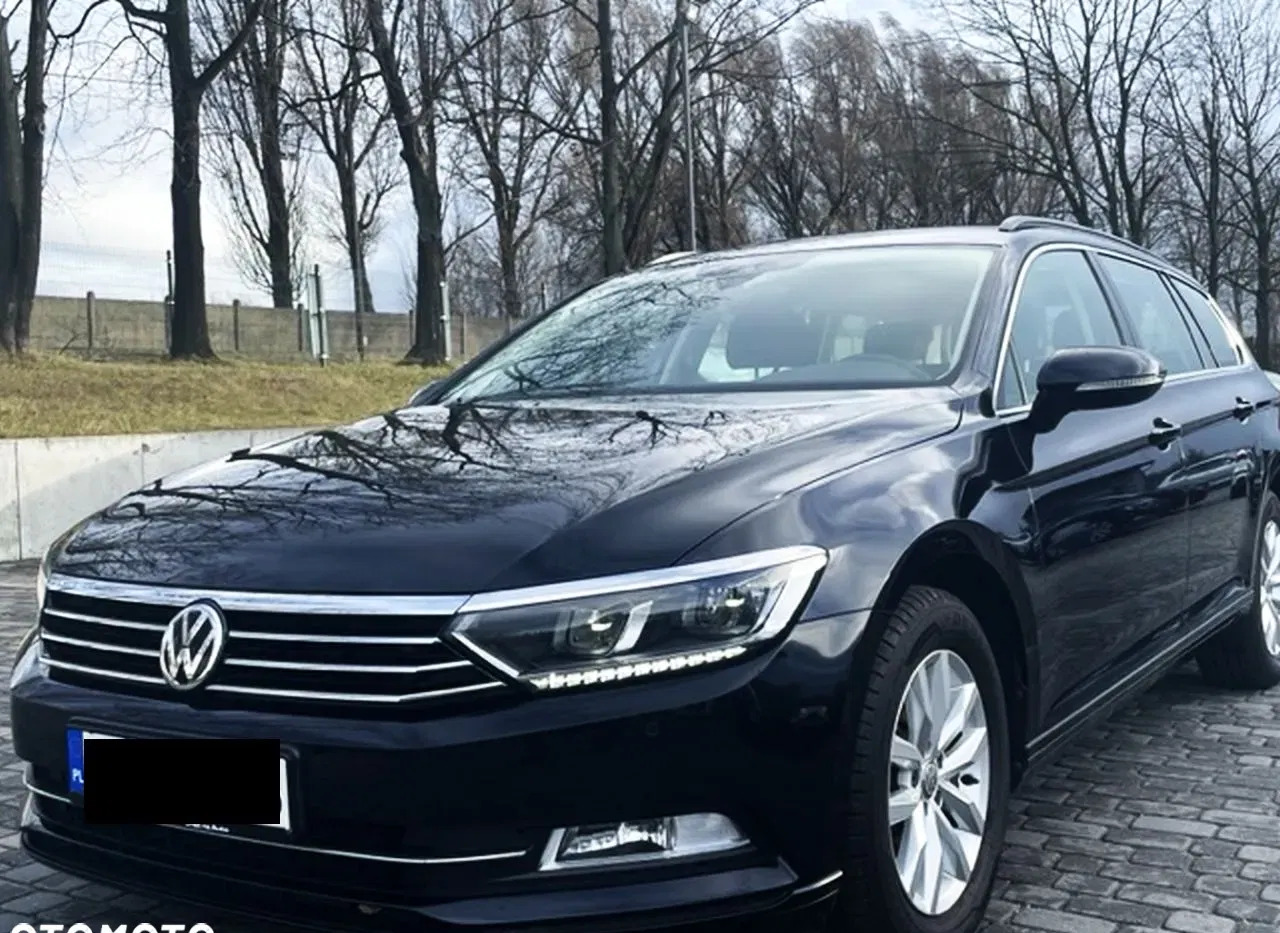 volkswagen passat Volkswagen Passat cena 64900 przebieg: 240000, rok produkcji 2018 z Golub-Dobrzyń